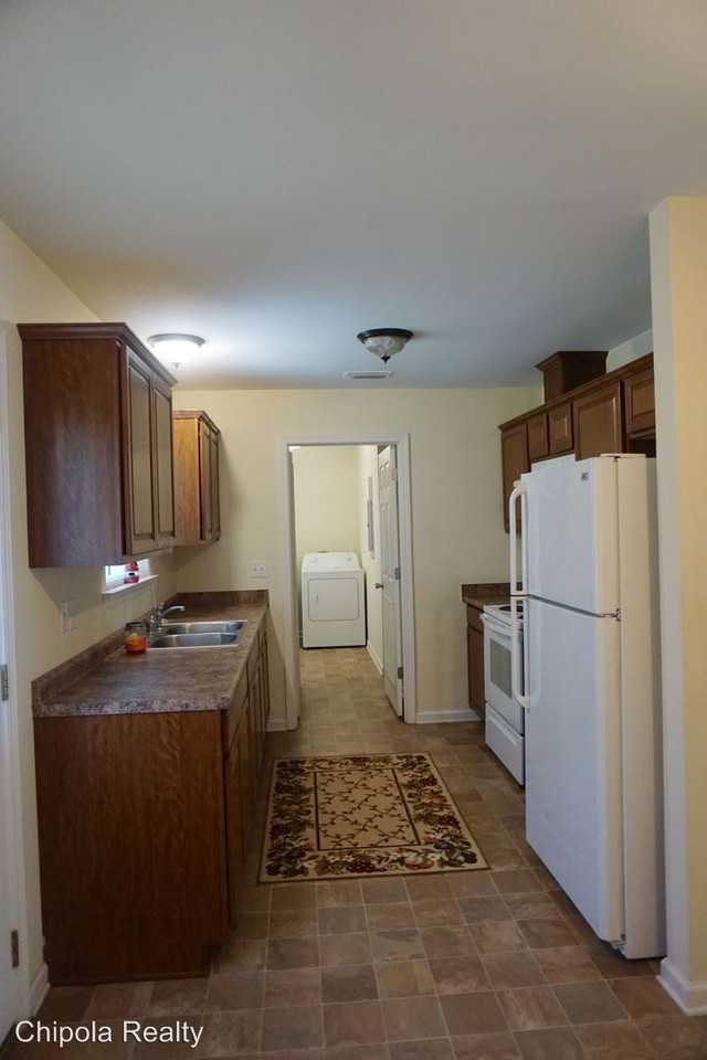 2850 New Hope Rd - Photo 3 of 9