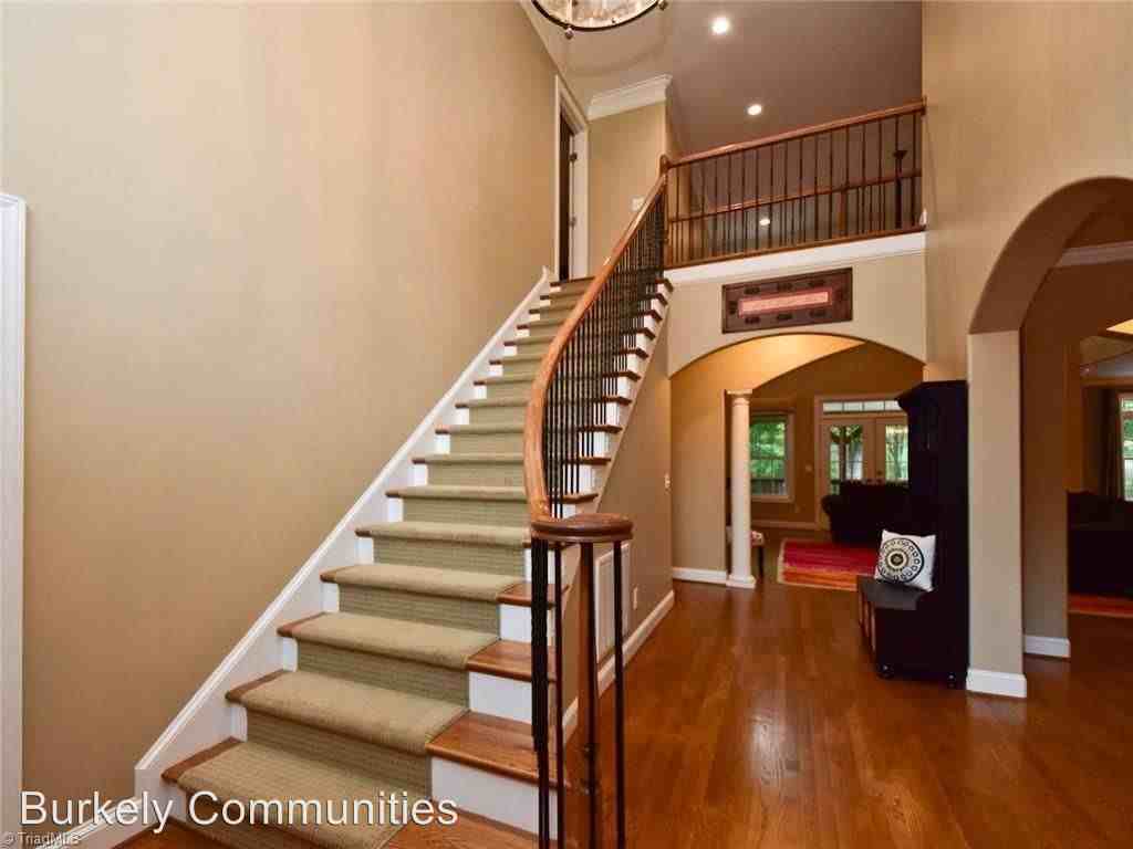 3287 Minglewood Trail - Photo 2 of 10