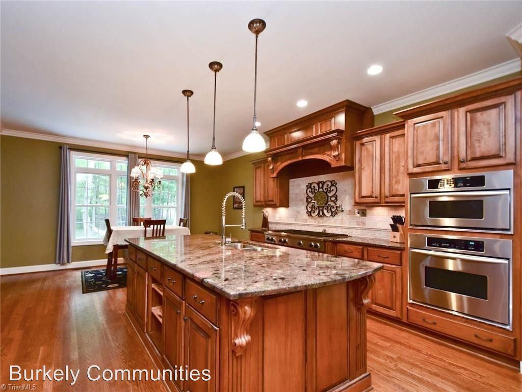 3287 Minglewood Trail - Photo 3 of 10