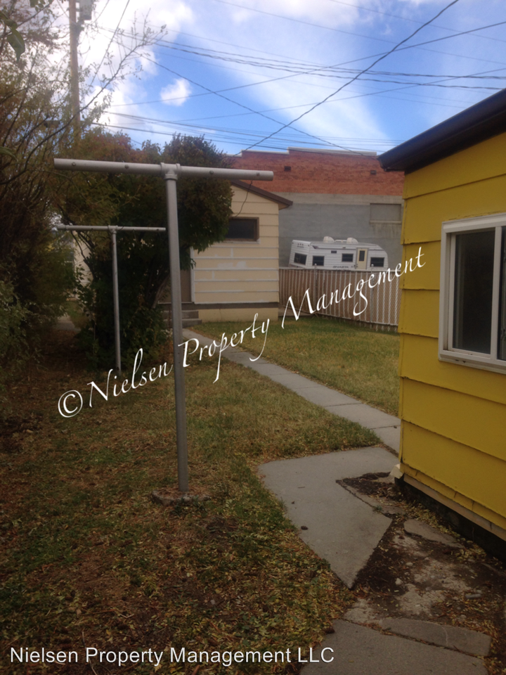 410 Birch St - Photo 3 of 6