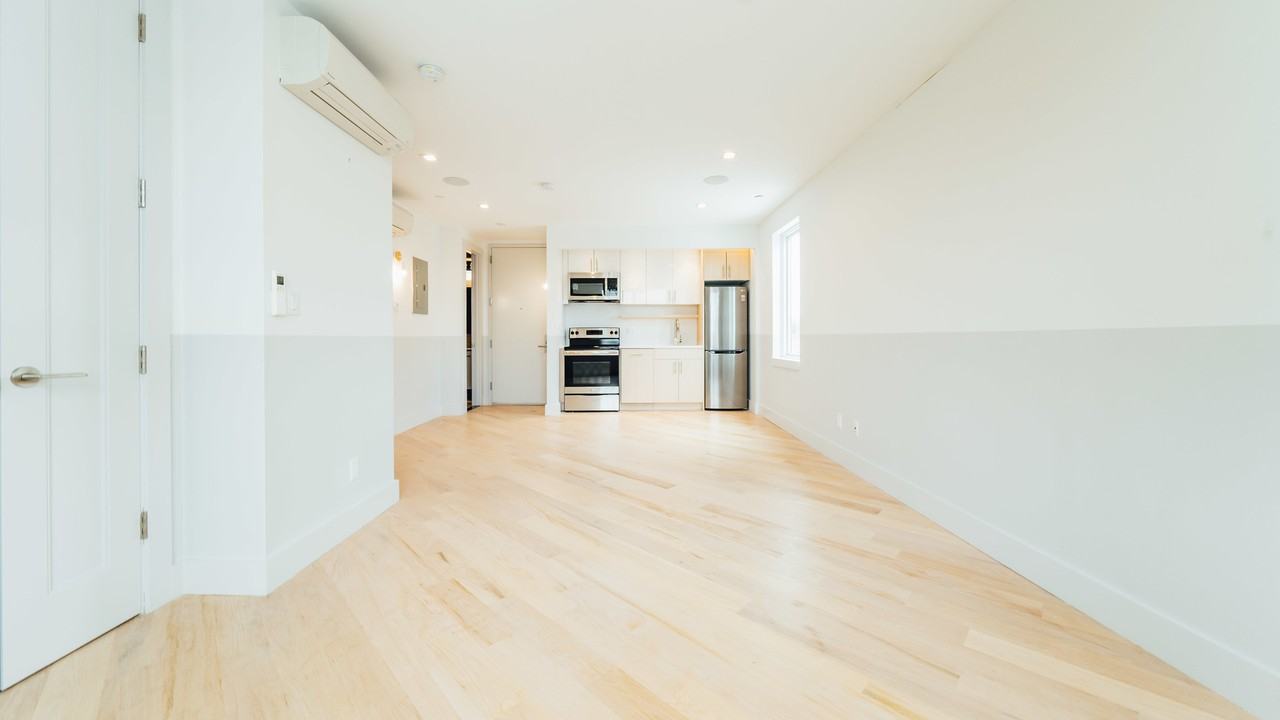 74 Bleecker Street #4b