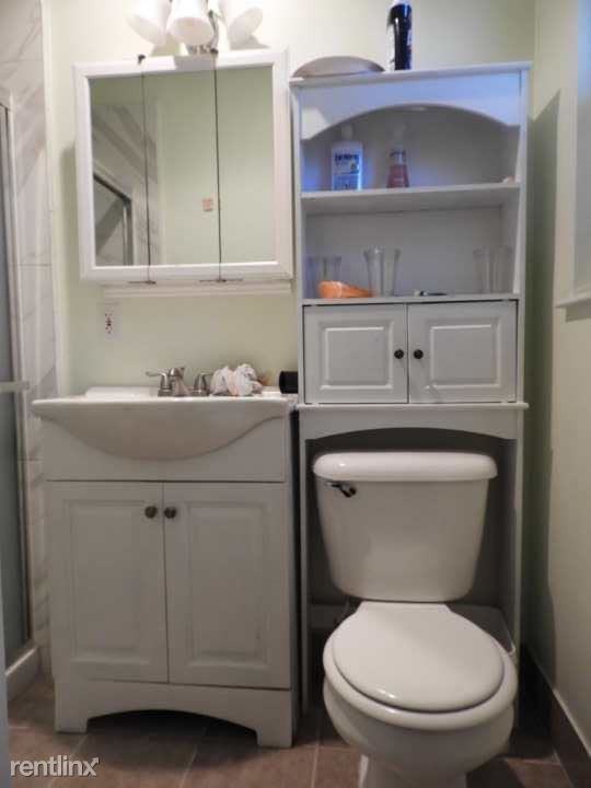 5425 Tiburon Way - Photo 3 of 9