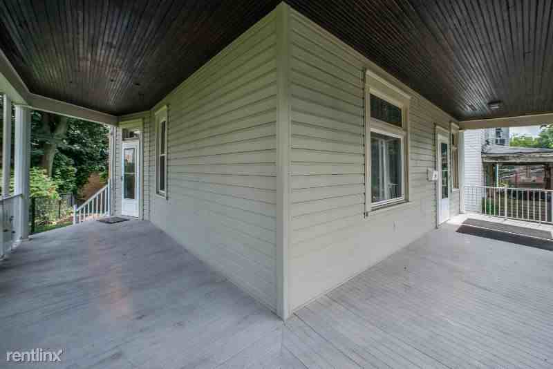 18 N Linwood Ave - Photo 2 of 21
