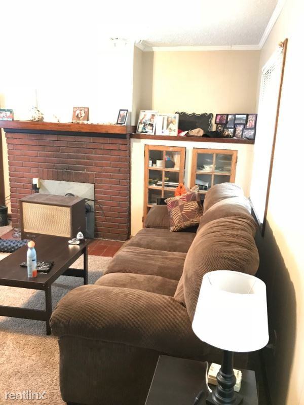 335 Dawn Dr #3 - Photo 2 of 9