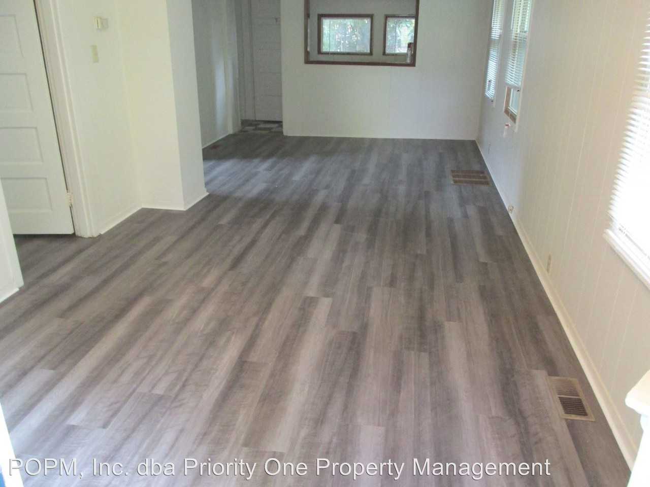 8120,8122,8122A,8124 N Jersey St. - Photo 3 of 9