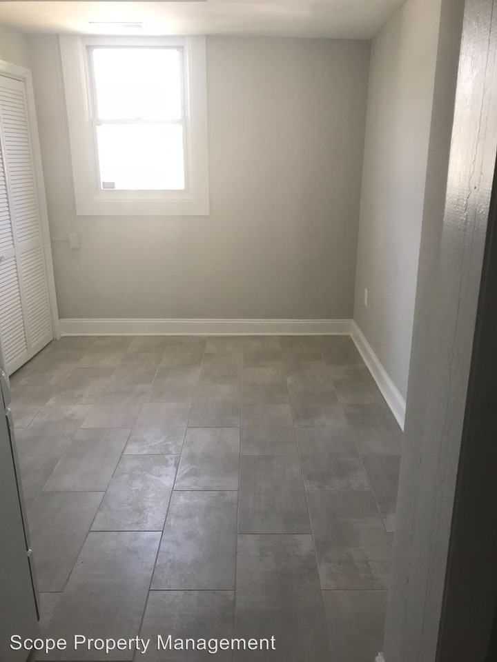 1103 Queen Street NE - Photo 3 of 5