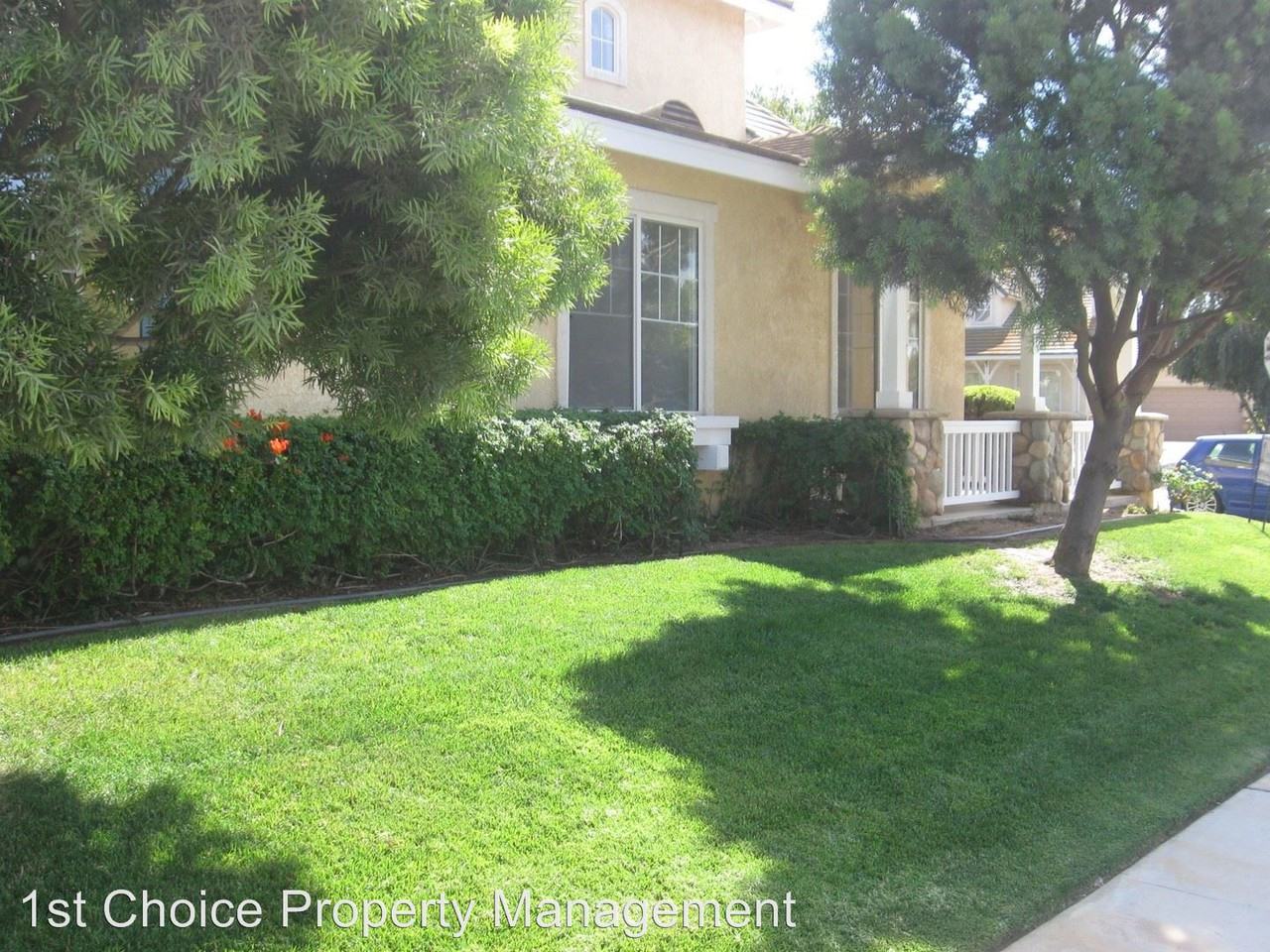 1003 Hartley Pl - Photo 2 of 10