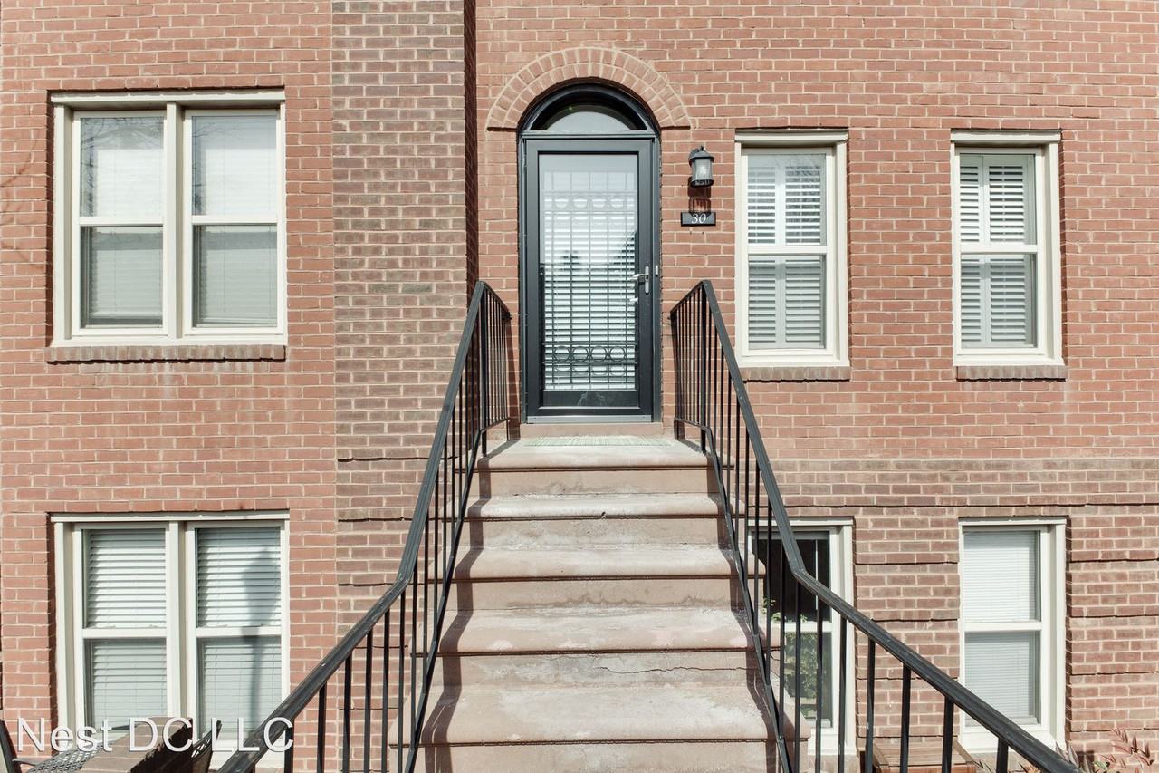 30 15th St NE #30 - Photo 2 of 13