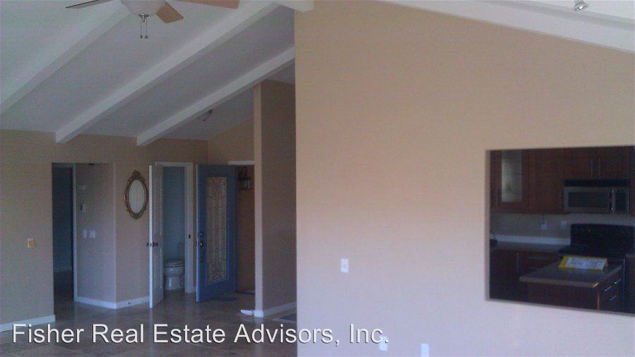 2436 Carroll Ln - Photo 3 of 6