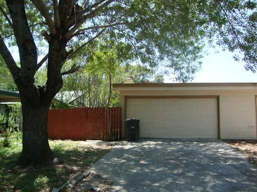 11723 Country Spring St - Photo 2 of 15