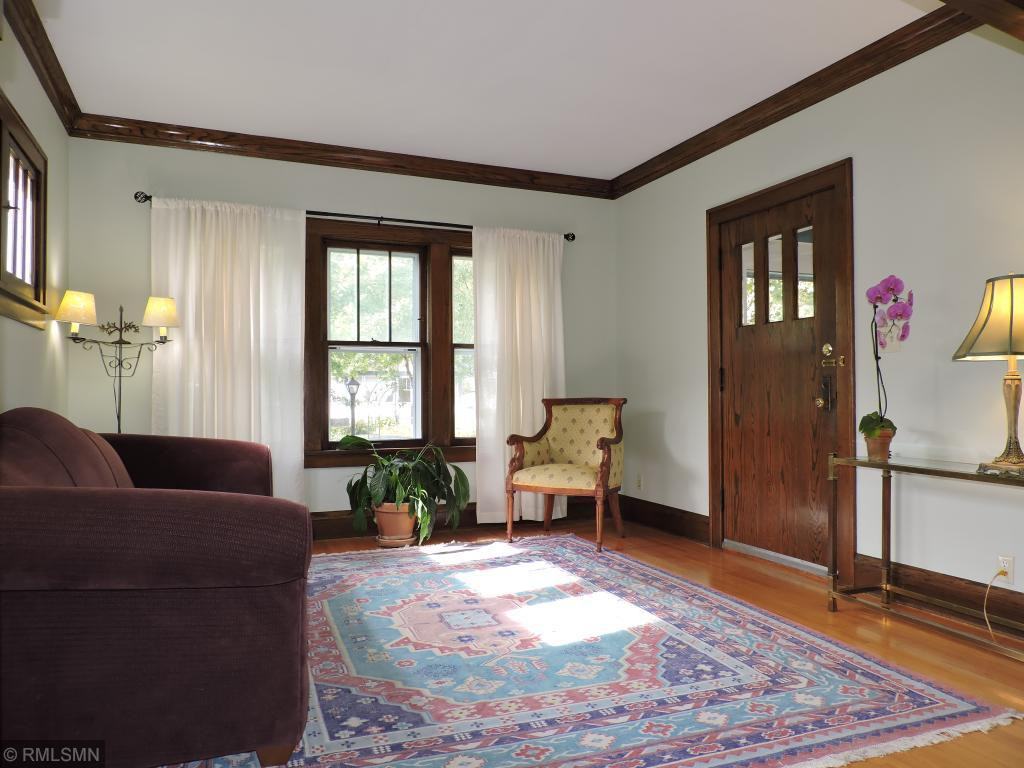 4133 Standish Ave - Photo 3 of 20