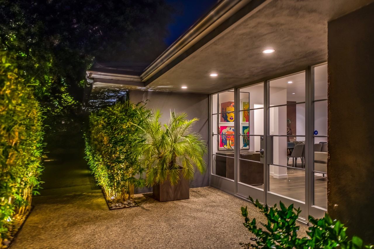 602 Whittier Drive - Photo 2 of 39