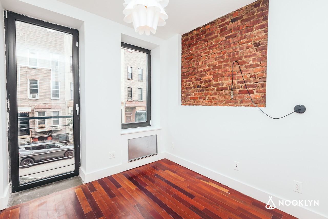 775 Hart Street #15ZD