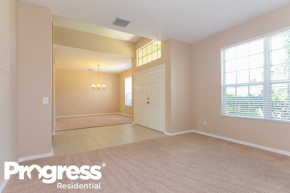 2712 Manning Dr - Photo 3 of 41