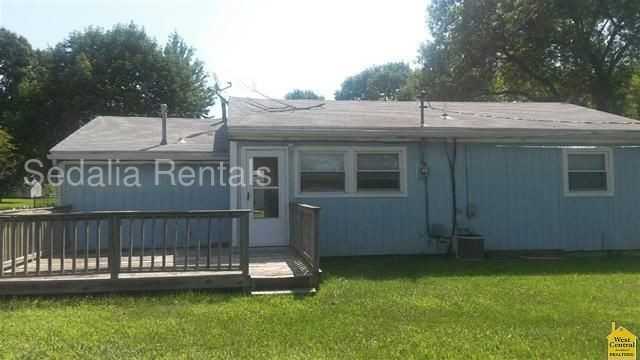 218 West Ave - Photo 2 of 12