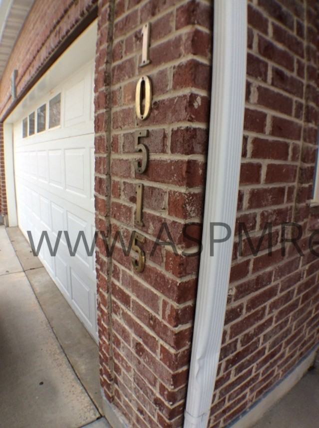 10515 Sage Creek Rd - Photo 3 of 22