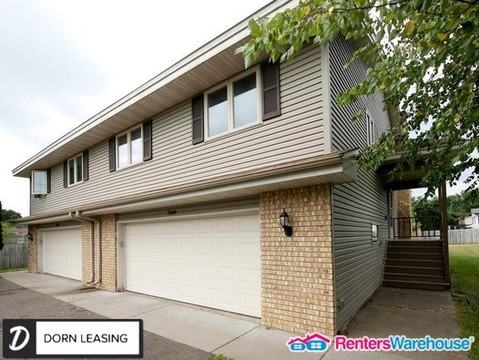 7349 York Ave N - Photo 3 of 7
