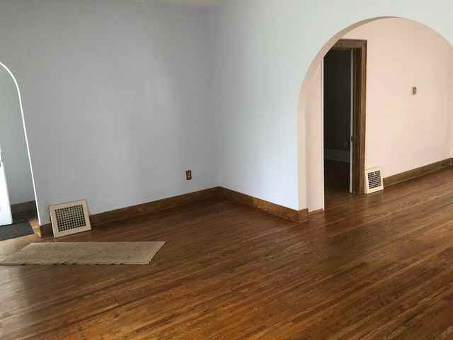 765 Bluff City Blvd - Photo 3 of 9