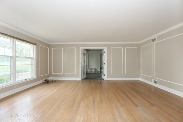 401 Midwest Club Pkwy - Photo 2 of 10