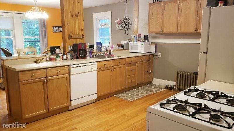 21 Coolidge Ave - Photo 3 of 7