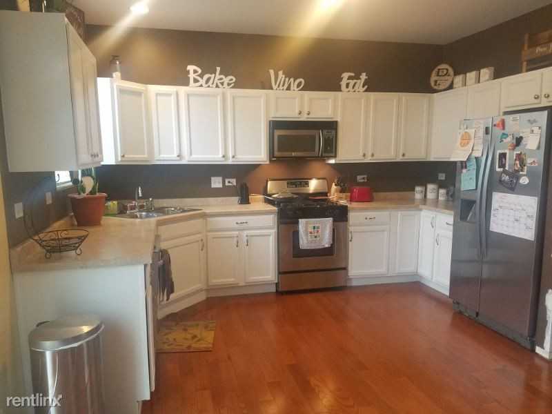 2277 Beresford Dr - Photo 2 of 6