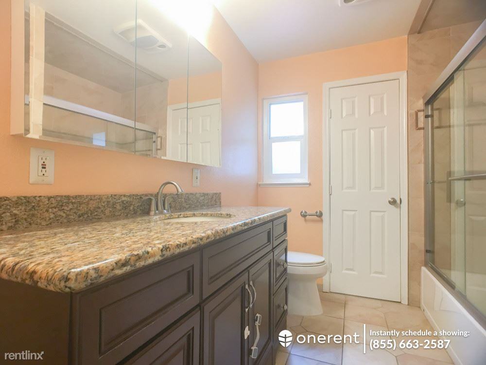 1606 Flower Garden Ln - Photo 2 of 15