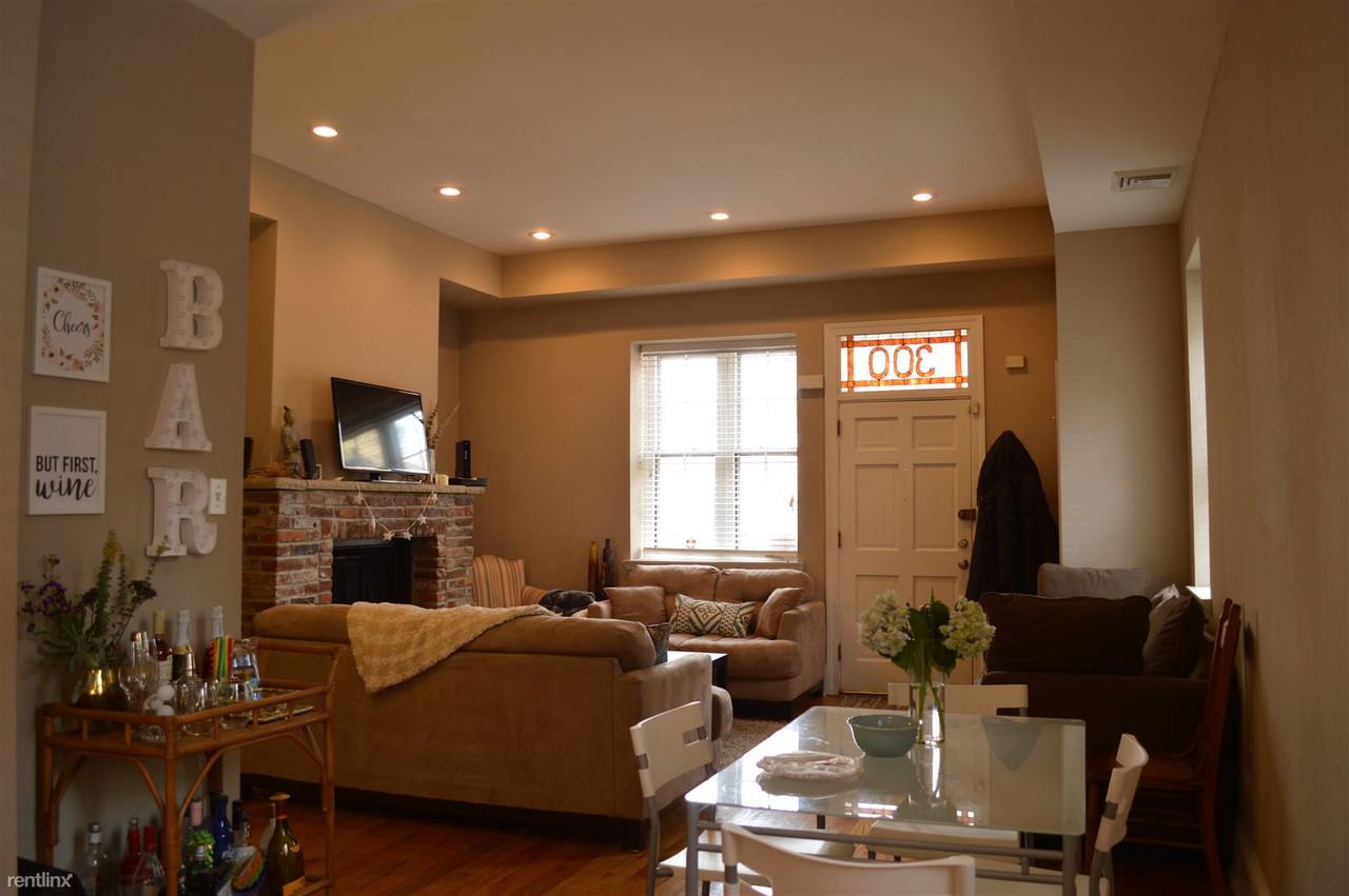 300 Lombard St, Philadelphia, PA 19147, USA - Photo 2 of 18