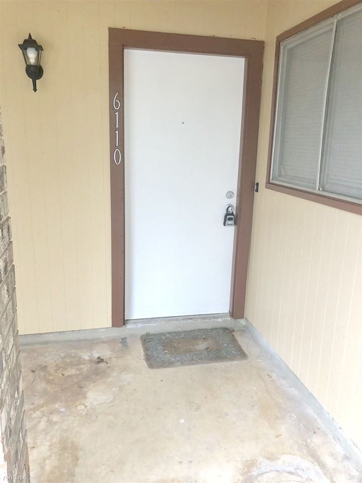 6110 Evers Rd - Photo 3 of 31