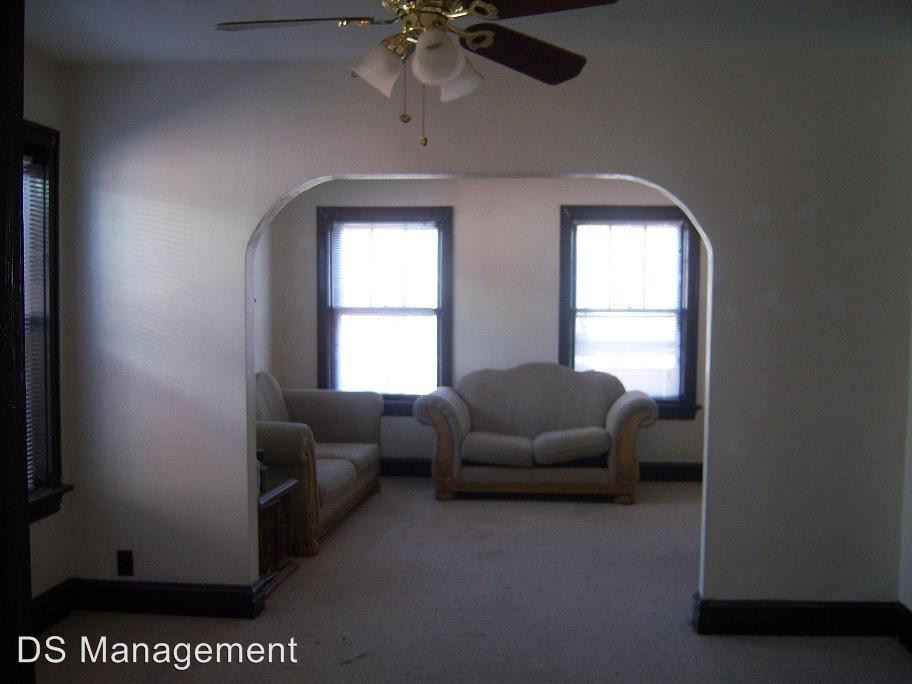 5211 Louisiana - Photo 2 of 3