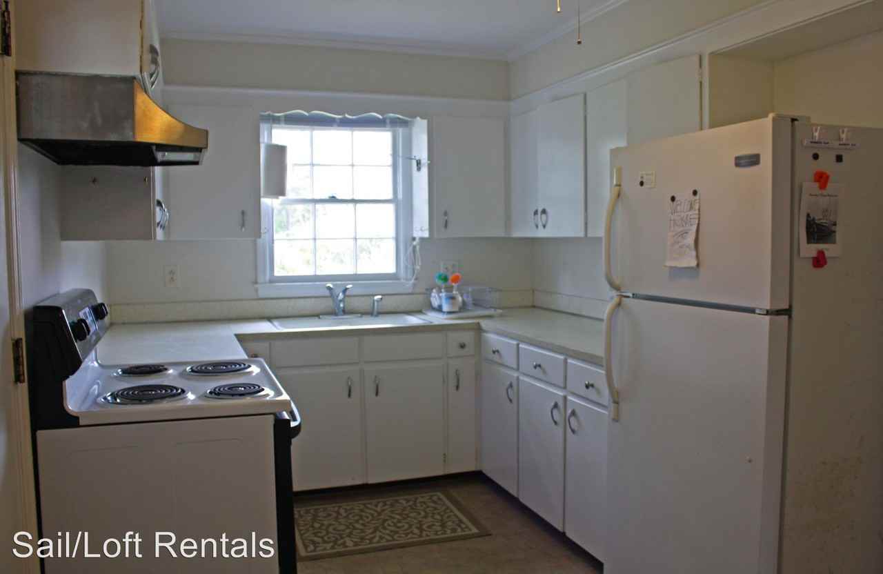 202 King St - Photo 2 of 7