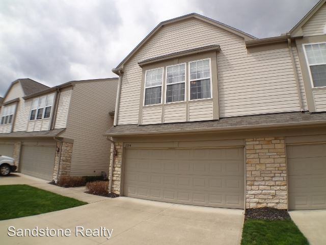 8594 Dunham Dr - Photo 3 of 48