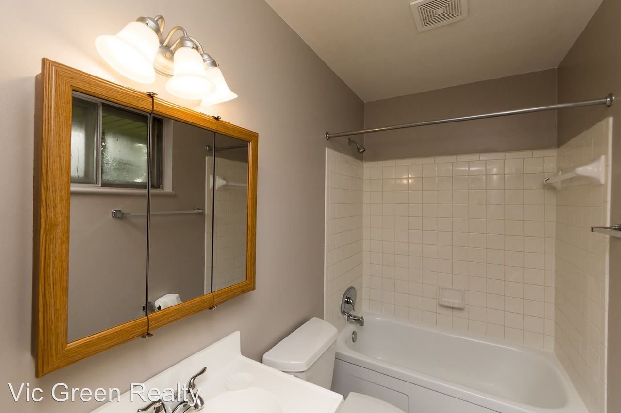 4606 Knobhill Dr - Photo 3 of 23