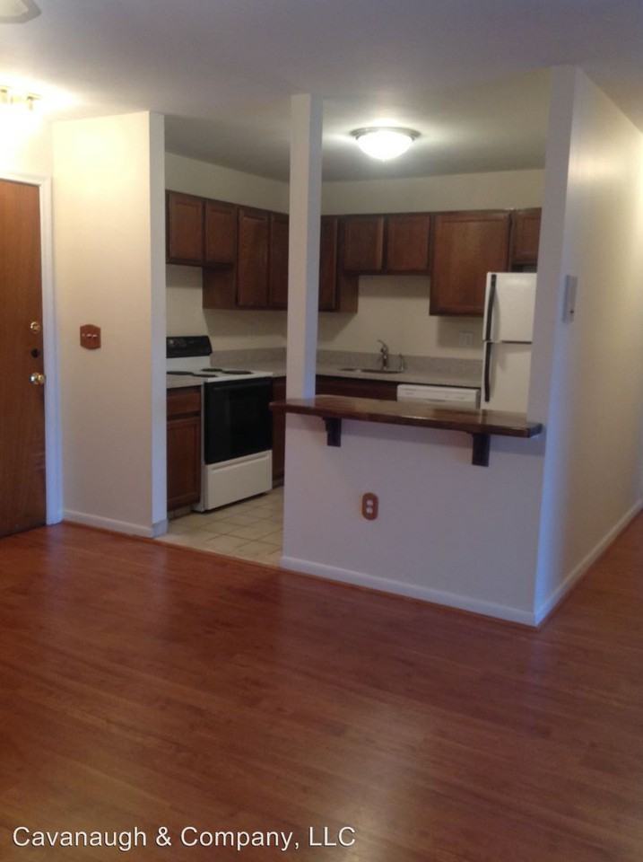 2222 Cromwell Hills Dr - Photo 3 of 12