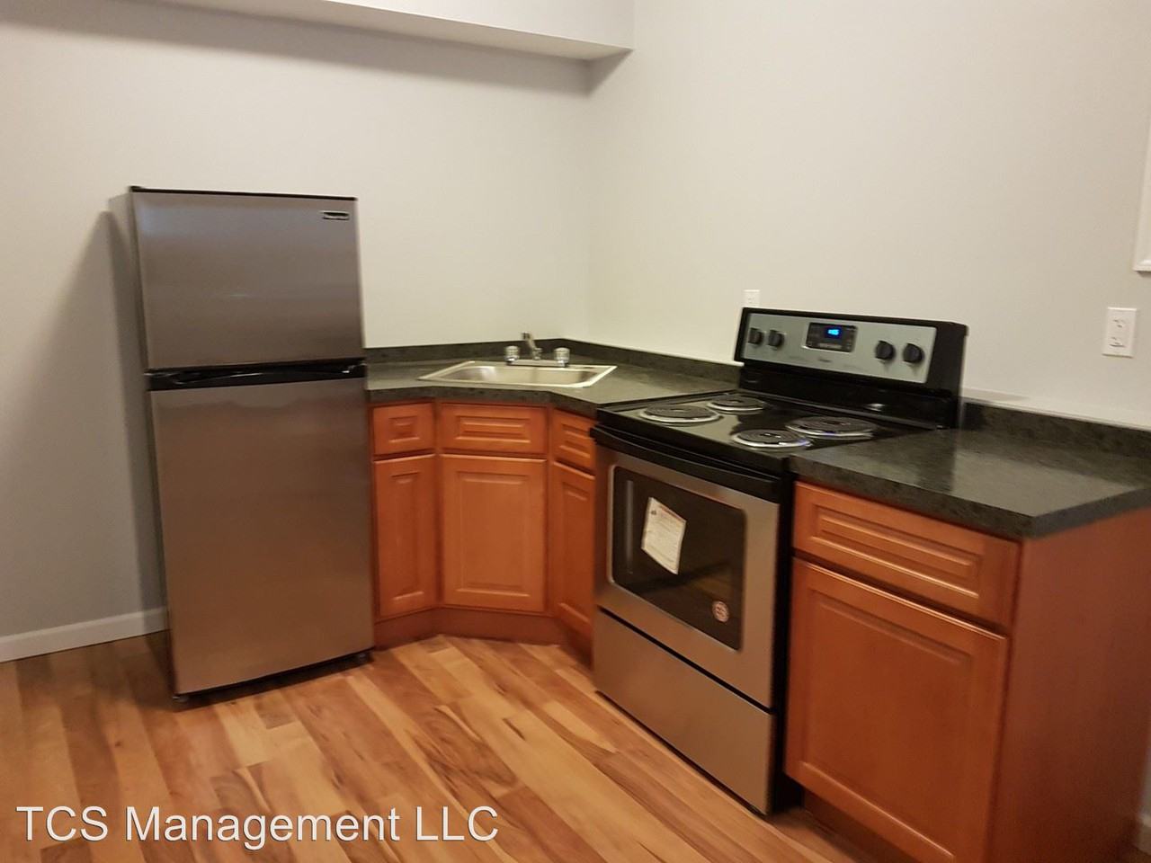 5235 Woodland Avenue - Photo 3 of 20