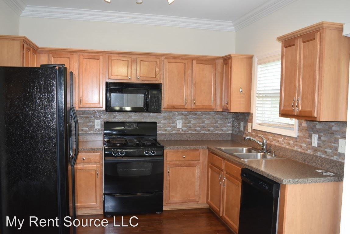 2842 Briaroak Dr - Photo 2 of 17