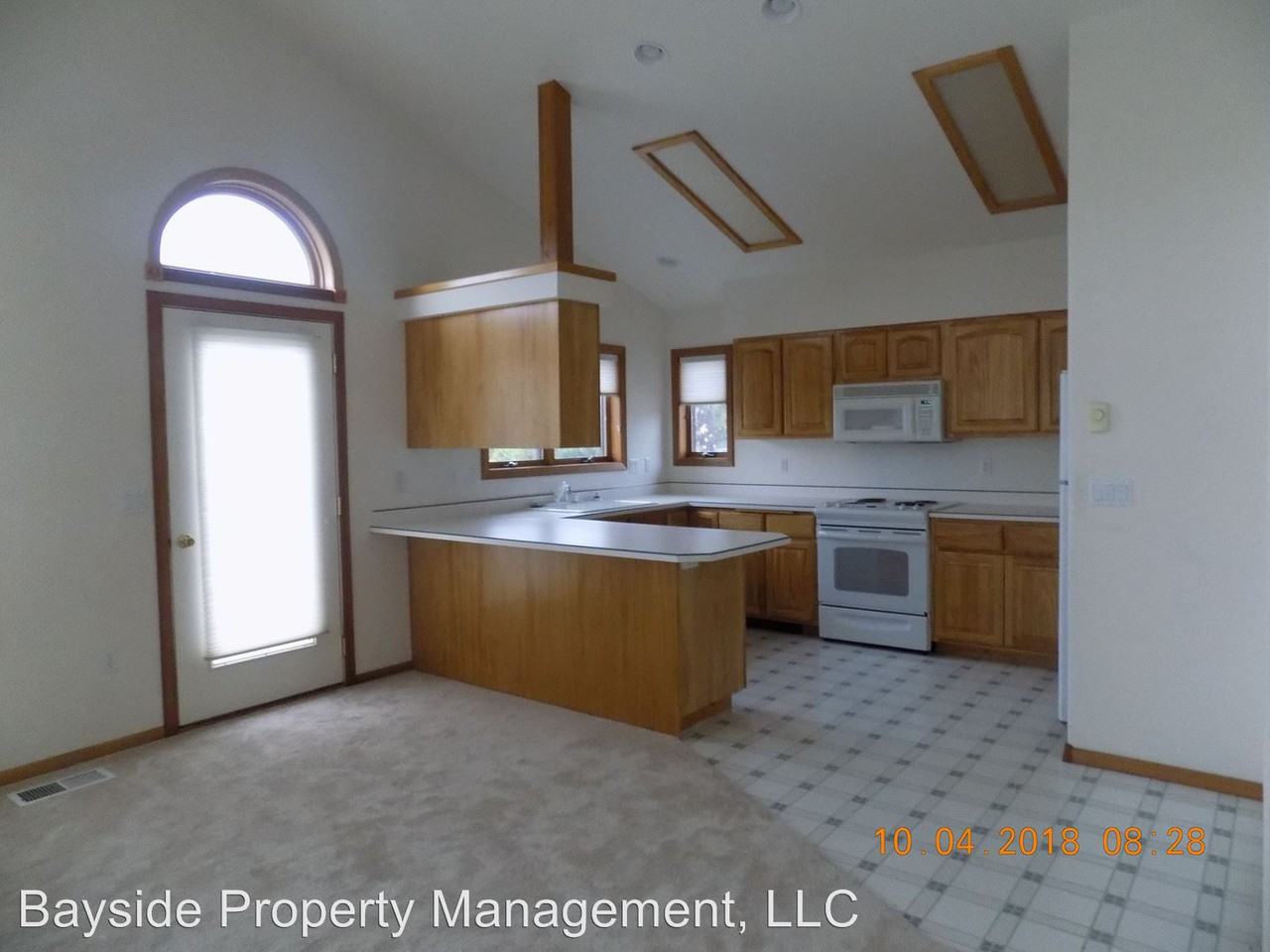 114 Eagle Dr - Photo 2 of 5