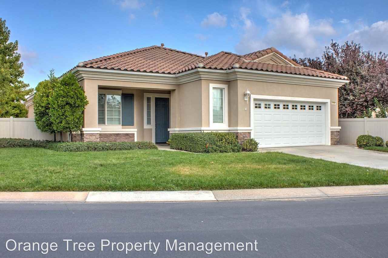 1734 Scottsdale Rd - Photo 2 of 21