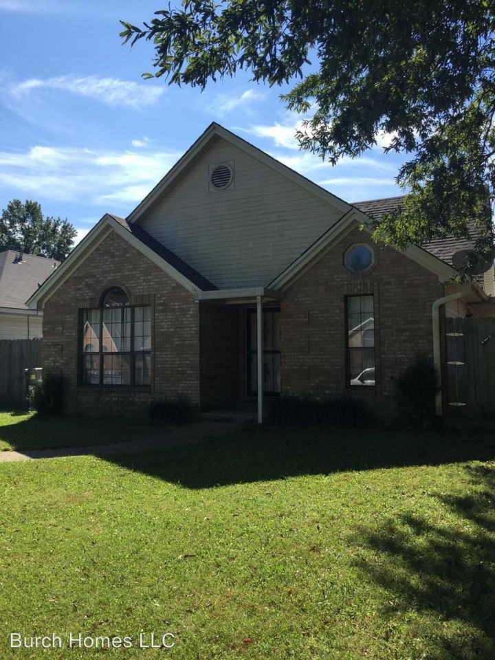 1613 Auburn Pl, Jonesboro, AR 72401 2 Bedroom House for 