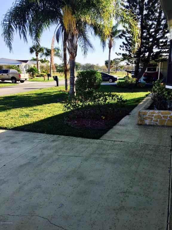 909 Sequoia St - Photo 2 of 12