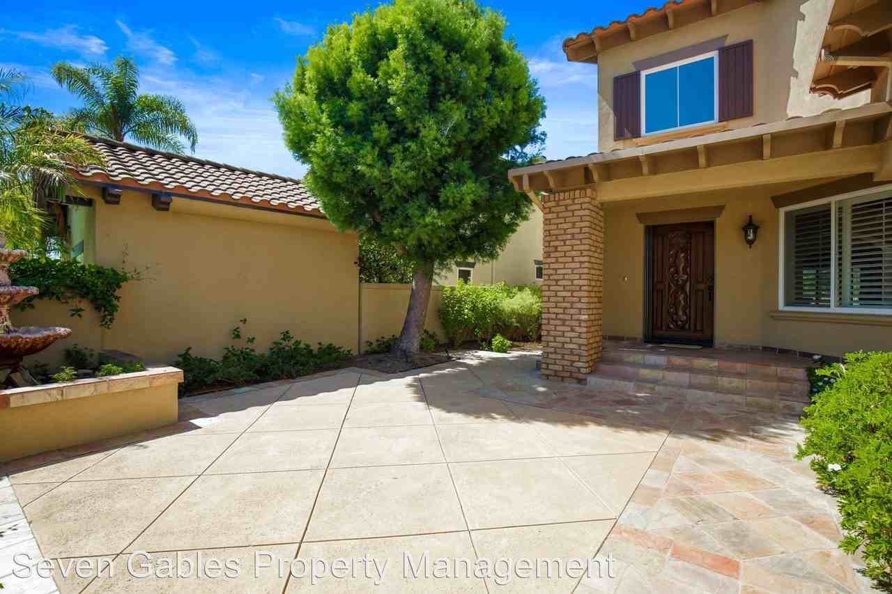 7 Altimira - Photo 2 of 9