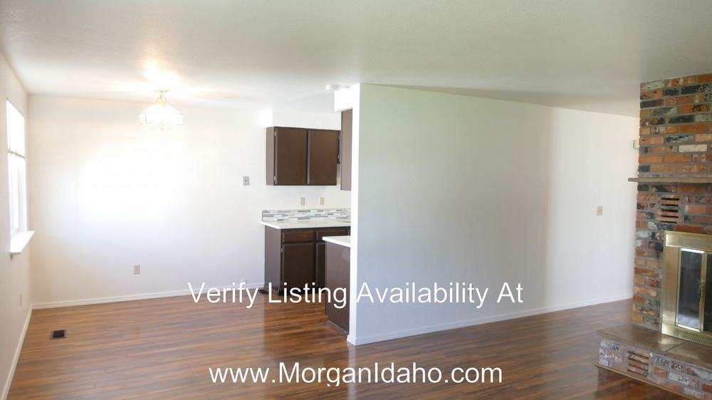 713 E Amanita St - Photo 3 of 9