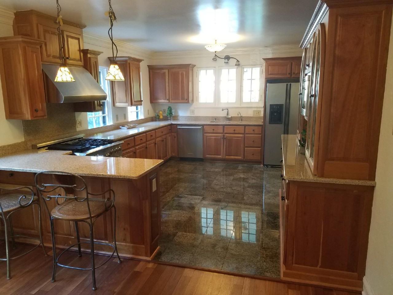 4750 N Newhall St - Photo 3 of 6