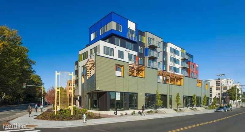 605 Concord Ave - Photo 3 of 3