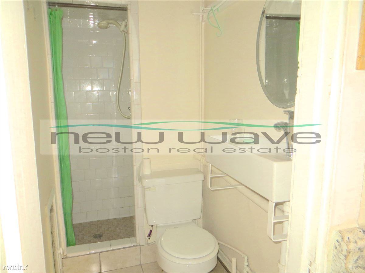 Thacher St - Photo 3 of 17