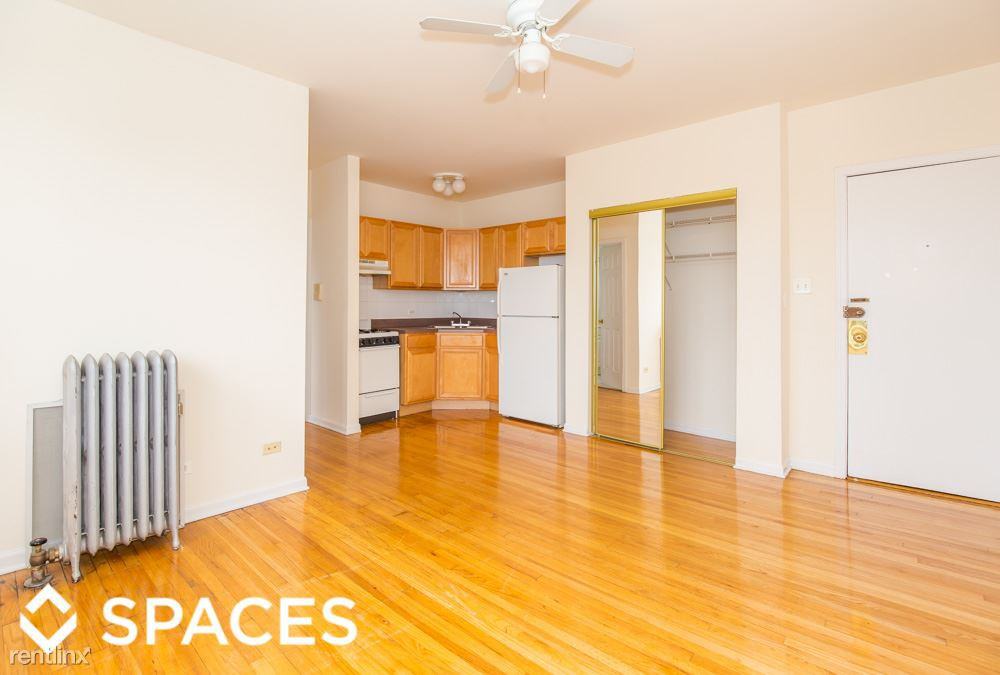 Dakin Court - 910 W Dakin - Photo 2 of 11