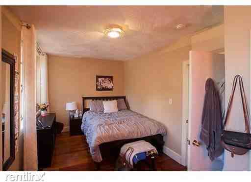11 Foster St #5