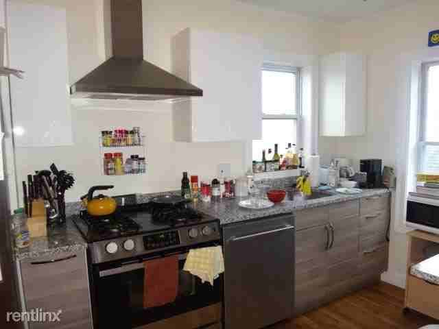 128 Hillside St - Photo 2 of 11