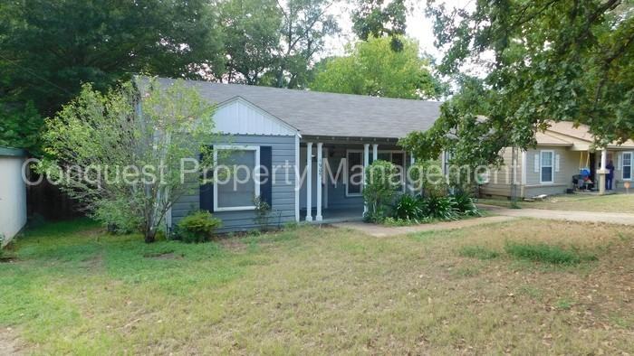 1905 Magnolia Dr - Photo 3 of 13