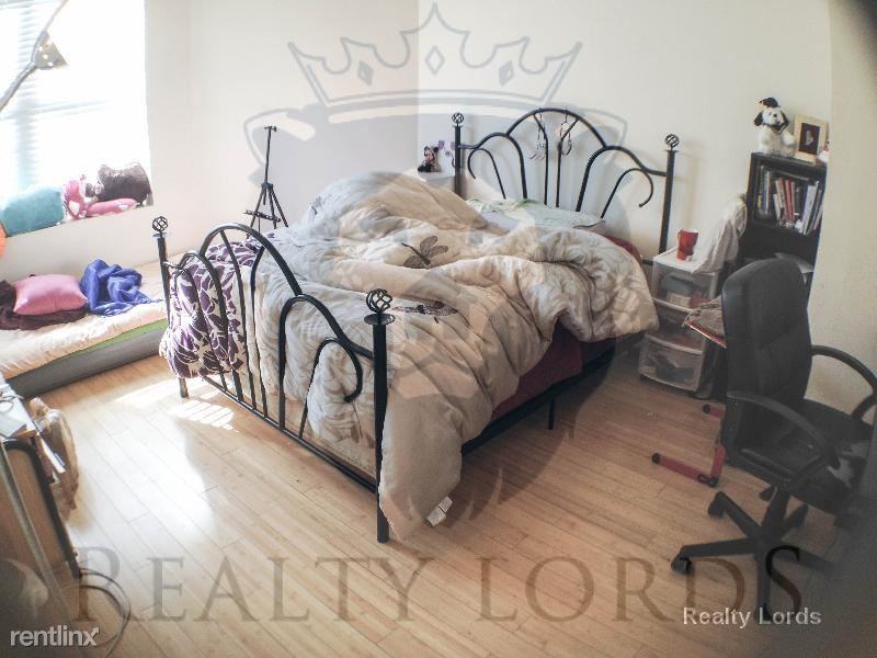 243 Harvard Ave - Photo 3 of 7