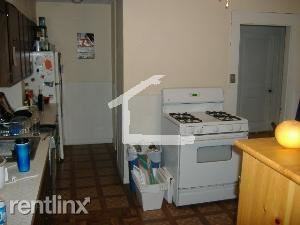 33 Dickinson Rd #2UVI